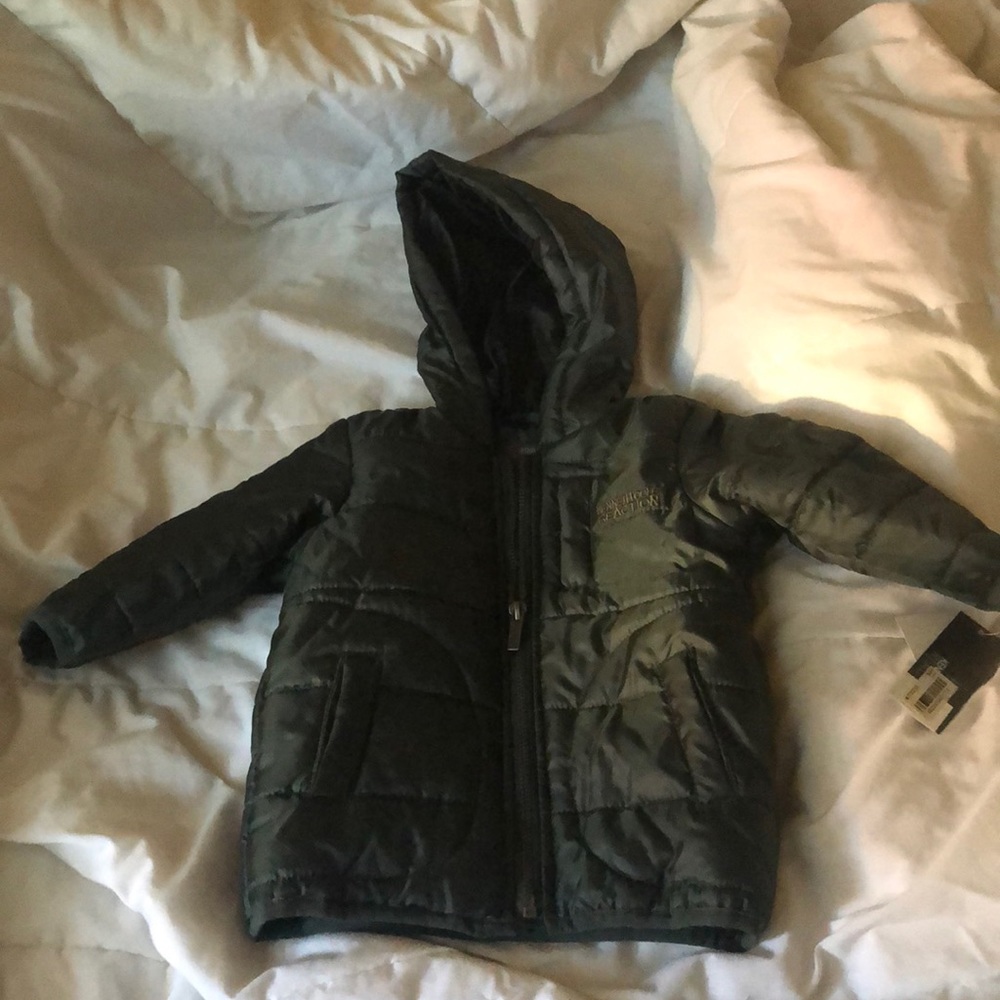 Kenneth Cole Reaction. Size 6-9 mos.